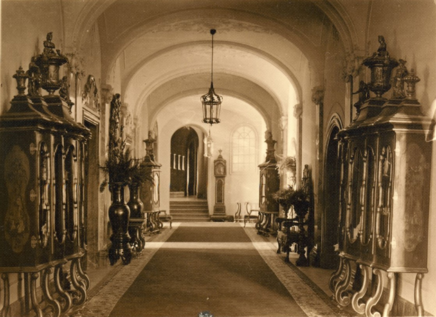 gabloty w zamku Książ (1920), fot. Ludwik Hardouin