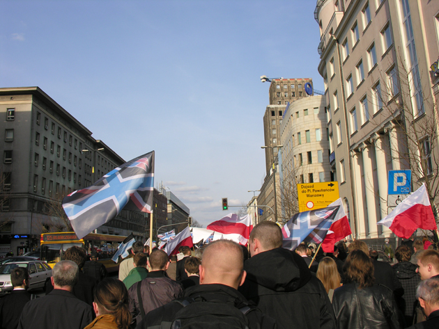 Polityczni Żołnierze na ulicach Warszawy