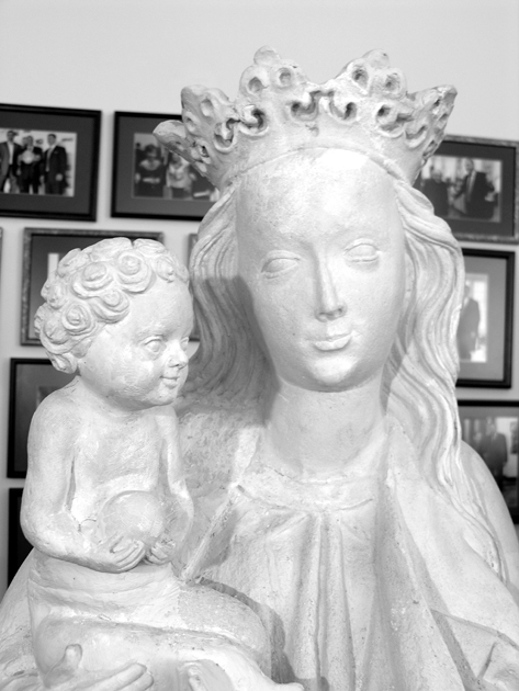 Kopia rzeźby Madonny z Dzieciątkiem — fot. Adrian Nikiel