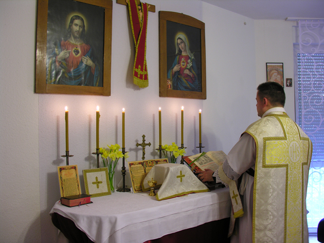 Msza Święta w Oratorium Świętego Jana Apostoła i Ewangelisty we Wrocławiu &mdash; fot. Adrian Nikiel