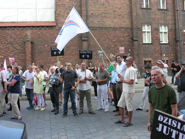 Protest w obronie Grzegorza Brauna — fot. Adrian Nikiel Protest w obronie Grzegorza Brauna — fot. Adrian Nikiel